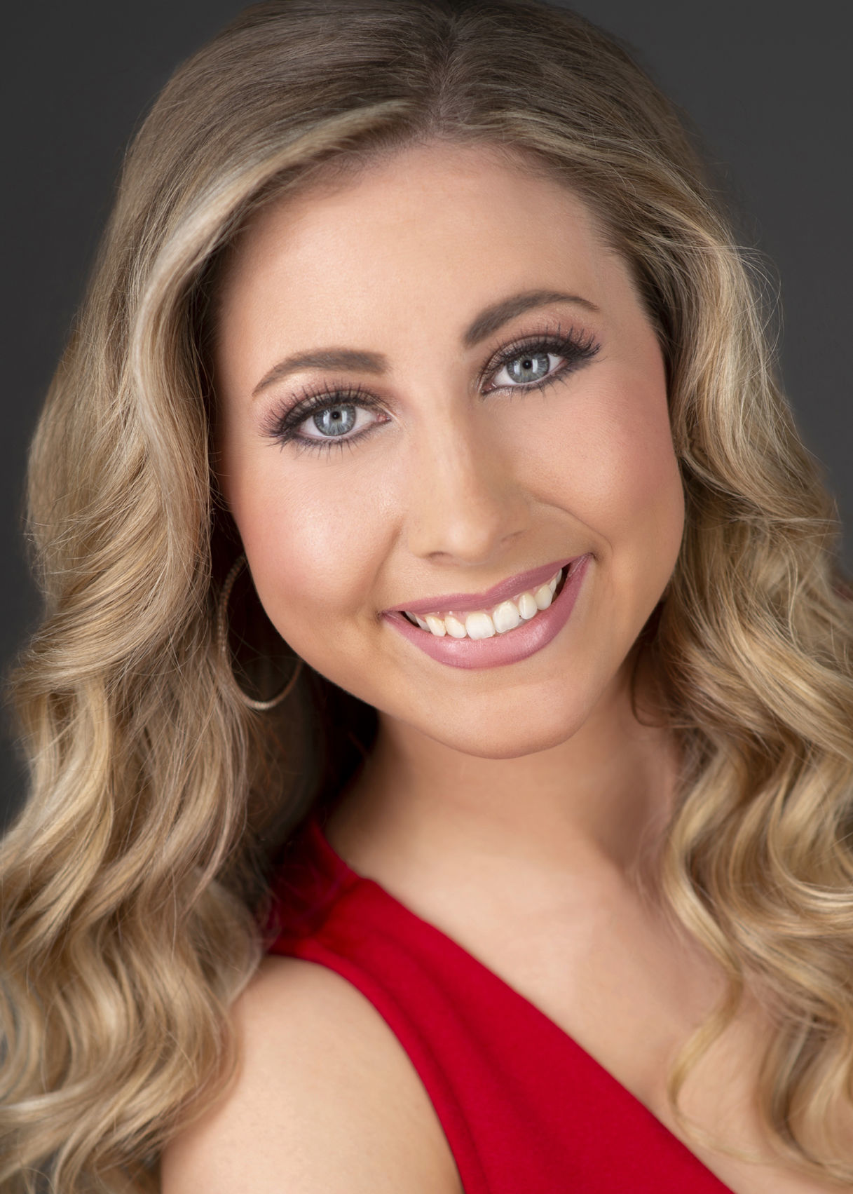 Miss NOC Tonkowa, Karli Lovelace